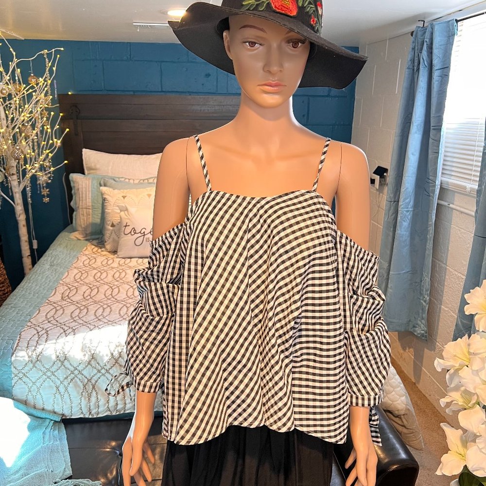 INA Woman Black 3/4 Sleeve Blouse S/M